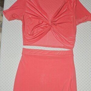 Pretty Little Thing 2 piece set